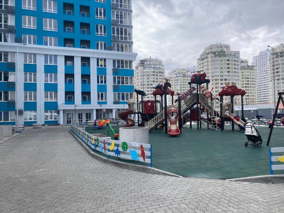 Апартаменты Omega 6 Одесса Экстерьер фото
